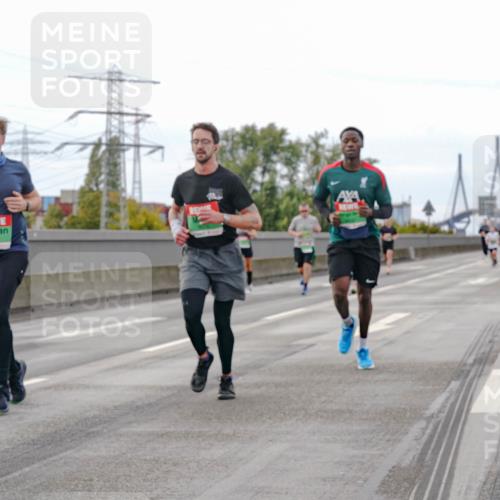 03.10.2025 - Köhlbrandbrückenlauf Michael Burmester http://msf.ph/oto/9160148 03.10.2025 15:50:37 Position 3 9619 meine-sportfotos.de