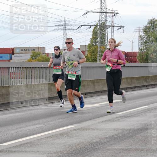 03.10.2025 - Köhlbrandbrückenlauf Michael Burmester http://msf.ph/oto/9160157 03.10.2025 15:50:41 Position 3 7485 meine-sportfotos.de
