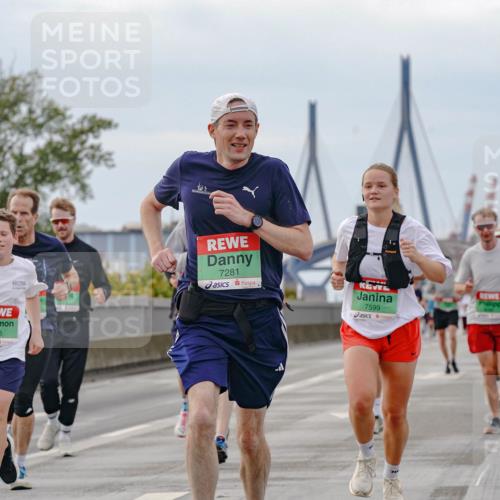 03.10.2025 - Köhlbrandbrückenlauf Michael Burmester http://msf.ph/oto/9160172 03.10.2025 15:50:49 Position 3 7245, 7281, 7599 meine-sportfotos.de