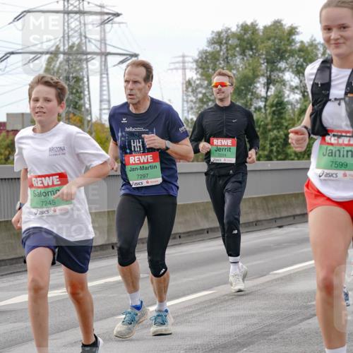 03.10.2025 - Köhlbrandbrückenlauf Michael Burmester http://msf.ph/oto/9160180 03.10.2025 15:50:52 Position 3 7297, 7245, 7224, 7599 meine-sportfotos.de