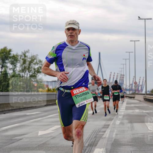 03.10.2025 - Köhlbrandbrückenlauf Michael Burmester http://msf.ph/oto/9160190 03.10.2025 15:50:57 Position 3 7409 meine-sportfotos.de