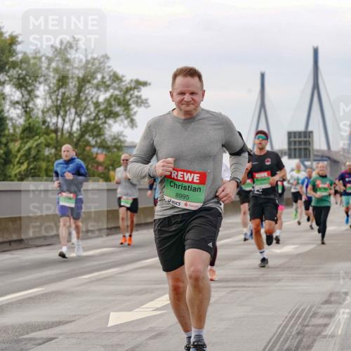 03.10.2025 - Köhlbrandbrückenlauf Michael Burmester http://msf.ph/oto/9160216 03.10.2025 15:51:16 Position 3 8995 meine-sportfotos.de