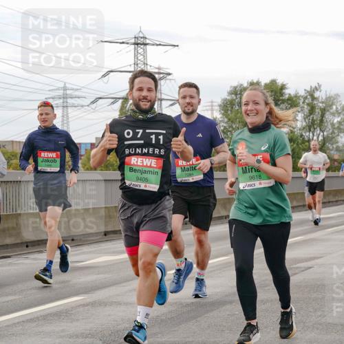 03.10.2025 - Köhlbrandbrückenlauf Michael Burmester http://msf.ph/oto/9160241 03.10.2025 15:51:25 Position 3 9669, 7466, 07, 11, 9405, 7284, 9618 meine-sportfotos.de