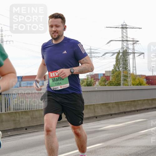 03.10.2025 - Köhlbrandbrückenlauf Michael Burmester http://msf.ph/oto/9160245 03.10.2025 15:51:27 Position 3 8, 7284 meine-sportfotos.de