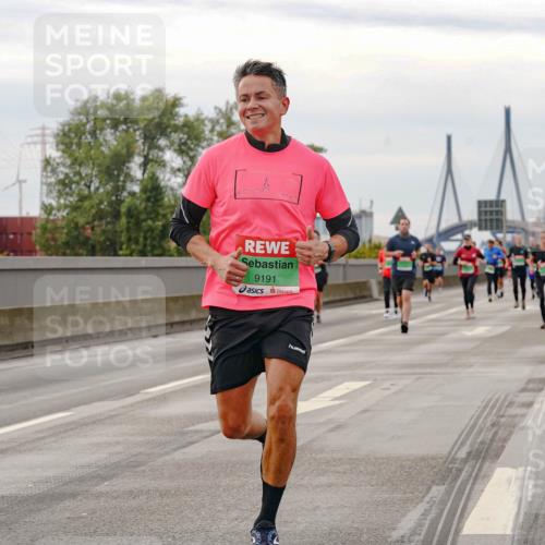 03.10.2025 - Köhlbrandbrückenlauf Michael Burmester http://msf.ph/oto/9160265 03.10.2025 15:51:35 Position 3 9191 meine-sportfotos.de