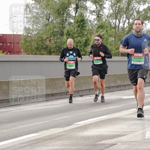 03.10.2025 - Köhlbrandbrückenlauf Michael Burmester http://msf.ph/oto/9160272 03.10.2025 15:51:39 Position 3 8937, 7513 meine-sportfotos.de