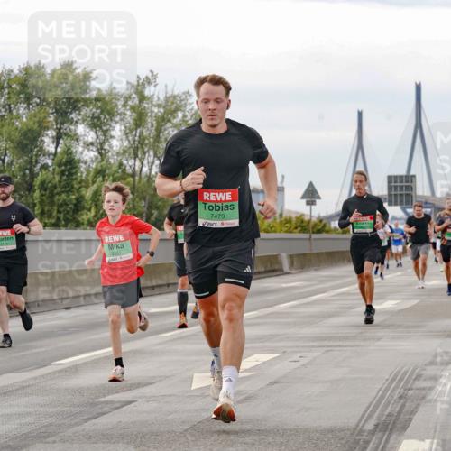 03.10.2025 - Köhlbrandbrückenlauf Michael Burmester http://msf.ph/oto/9160304 03.10.2025 15:51:55 Position 3 8981, 7473 meine-sportfotos.de