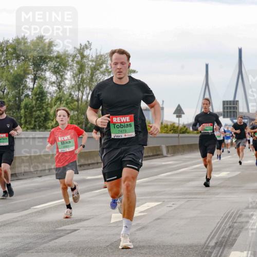 03.10.2025 - Köhlbrandbrückenlauf Michael Burmester http://msf.ph/oto/9160305 03.10.2025 15:51:55 Position 3 9114, 8981, 7473 meine-sportfotos.de