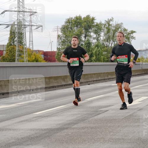 03.10.2025 - Köhlbrandbrückenlauf Michael Burmester http://msf.ph/oto/9160312 03.10.2025 15:51:59 Position 3 7780 meine-sportfotos.de