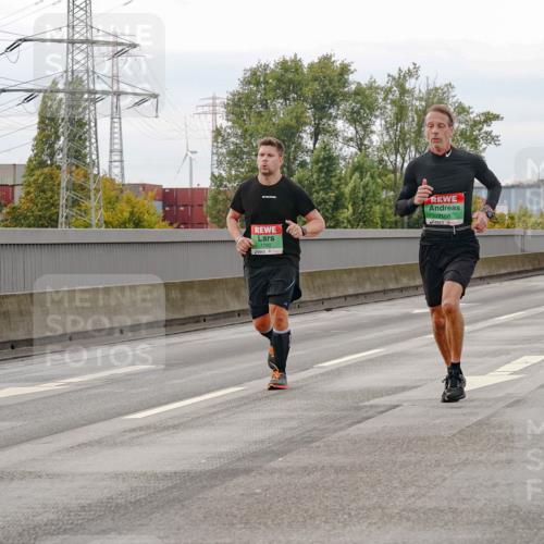 03.10.2025 - Köhlbrandbrückenlauf Michael Burmester http://msf.ph/oto/9160313 03.10.2025 15:51:59 Position 3 7780, 7168 meine-sportfotos.de