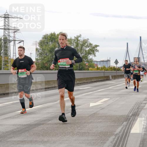 03.10.2025 - Köhlbrandbrückenlauf Michael Burmester http://msf.ph/oto/9160316 03.10.2025 15:52:01 Position 3  meine-sportfotos.de