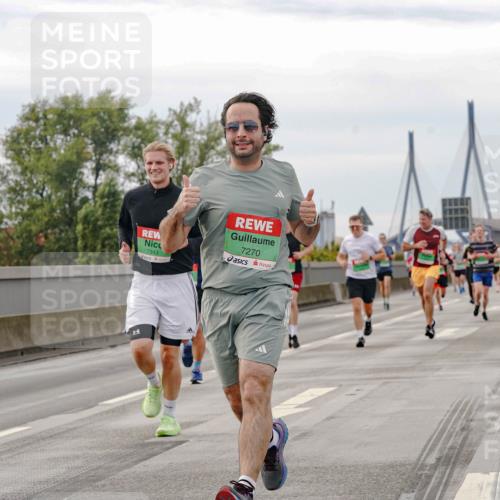 03.10.2025 - Köhlbrandbrückenlauf Michael Burmester http://msf.ph/oto/9160335 03.10.2025 15:52:15 Position 3 7343, 7270 meine-sportfotos.de