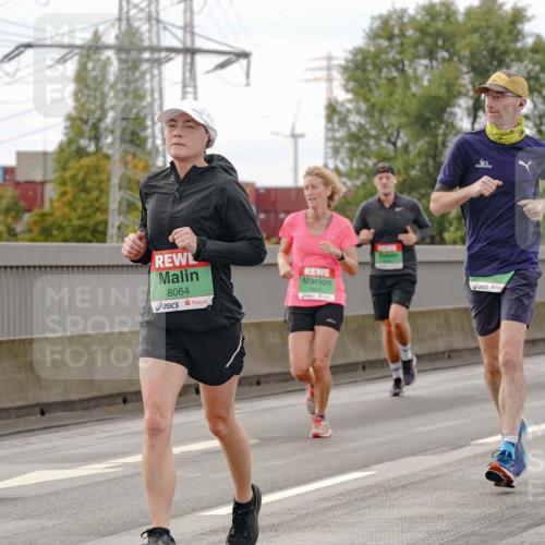 03.10.2025 - Köhlbrandbrückenlauf Michael Burmester http://msf.ph/oto/9160431 03.10.2025 15:52:59 Position 3 8064, 0048, 8647 meine-sportfotos.de