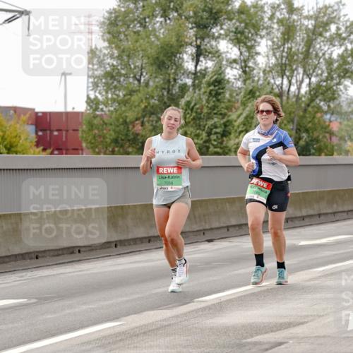 03.10.2025 - Köhlbrandbrückenlauf Michael Burmester http://msf.ph/oto/9160448 03.10.2025 15:53:06 Position 3 7056, 7085 meine-sportfotos.de
