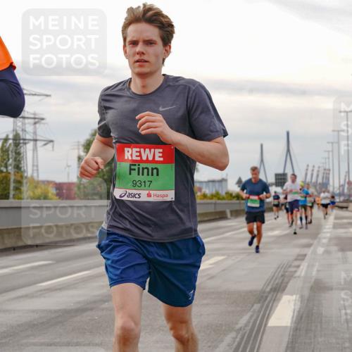 03.10.2025 - Köhlbrandbrückenlauf Michael Burmester http://msf.ph/oto/9160483 03.10.2025 15:53:22 Position 3 9317 meine-sportfotos.de