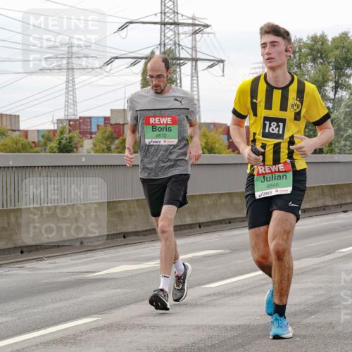 03.10.2025 - Köhlbrandbrückenlauf Michael Burmester http://msf.ph/oto/9160517 03.10.2025 15:53:41 Position 3 9572, 1, 1, 8846 meine-sportfotos.de