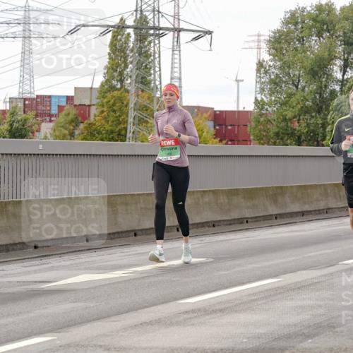 03.10.2025 - Köhlbrandbrückenlauf Michael Burmester http://msf.ph/oto/9160549 03.10.2025 15:53:57 Position 3 9096, 7449, 7141 meine-sportfotos.de