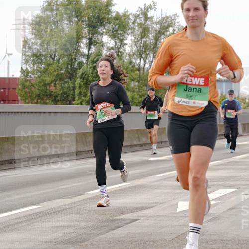 03.10.2025 - Köhlbrandbrückenlauf Michael Burmester http://msf.ph/oto/9160568 03.10.2025 15:54:04 Position 3 8967 meine-sportfotos.de