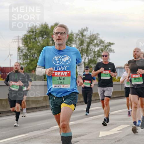 03.10.2025 - Köhlbrandbrückenlauf Michael Burmester http://msf.ph/oto/9160580 03.10.2025 15:54:09 Position 3 7283, 7995 meine-sportfotos.de