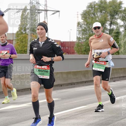 03.10.2025 - Köhlbrandbrückenlauf Michael Burmester http://msf.ph/oto/9160633 03.10.2025 15:54:28 Position 3 7310, 7423 meine-sportfotos.de