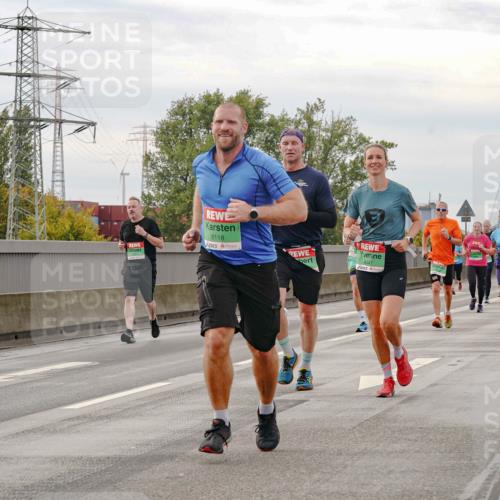 03.10.2025 - Köhlbrandbrückenlauf Michael Burmester http://msf.ph/oto/9160686 03.10.2025 15:54:52 Position 3 8118, 8347 meine-sportfotos.de