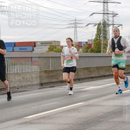 03.10.2025 - Köhlbrandbrückenlauf Michael Burmester http://msf.ph/oto/9160701 03.10.2025 15:54:57 Position 3 7851, 7335, 9261, 7558 meine-sportfotos.de