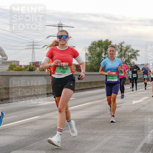 03.10.2025 - Köhlbrandbrückenlauf Michael Burmester http://msf.ph/oto/9160707 03.10.2025 15:54:59 Position 3 9261, 8797, 7447 meine-sportfotos.de