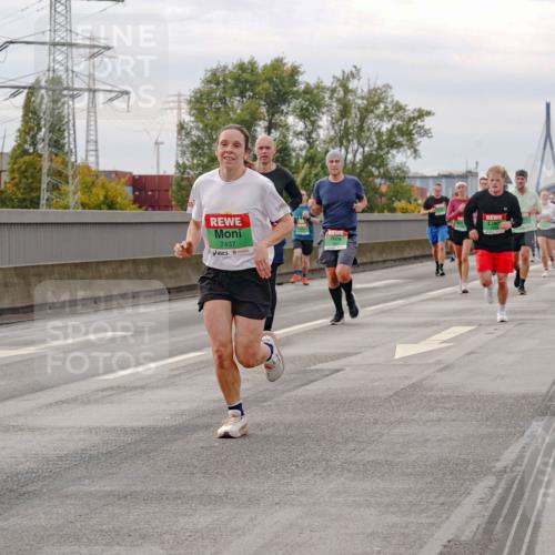 03.10.2025 - Köhlbrandbrückenlauf Michael Burmester http://msf.ph/oto/9160715 03.10.2025 15:55:02 Position 3 8984, 7437 meine-sportfotos.de