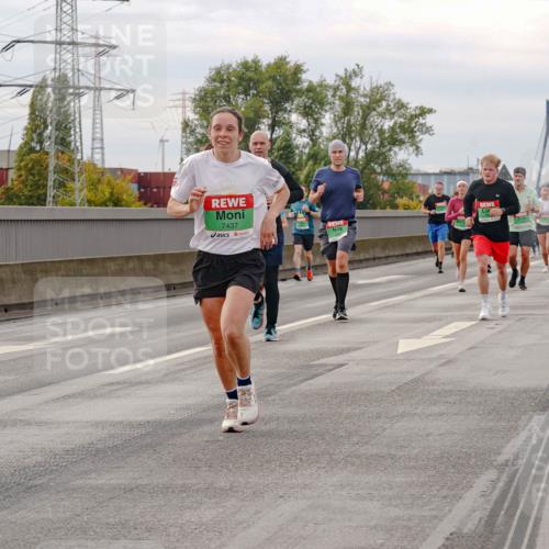 03.10.2025 - Köhlbrandbrückenlauf Michael Burmester http://msf.ph/oto/9160716 03.10.2025 15:55:02 Position 3 8984, 7437 meine-sportfotos.de