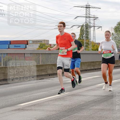 03.10.2025 - Köhlbrandbrückenlauf Michael Burmester http://msf.ph/oto/9160737 03.10.2025 15:55:12 Position 3 9753 meine-sportfotos.de