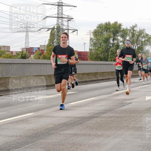 03.10.2025 - Köhlbrandbrückenlauf Michael Burmester http://msf.ph/oto/9160745 03.10.2025 15:55:14 Position 3  meine-sportfotos.de