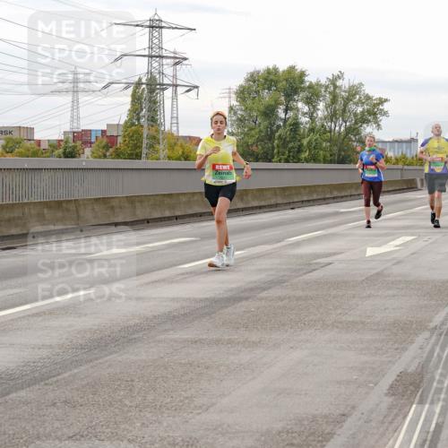 03.10.2025 - Köhlbrandbrückenlauf Michael Burmester http://msf.ph/oto/9160779 03.10.2025 15:55:29 Position 3 7217 meine-sportfotos.de