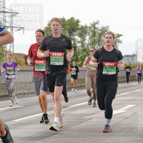 03.10.2025 - Köhlbrandbrückenlauf Michael Burmester http://msf.ph/oto/9160824 03.10.2025 15:55:48 Position 3 594, 8725, 9748, 8814, 9181 meine-sportfotos.de