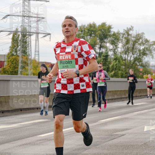03.10.2025 - Köhlbrandbrückenlauf Michael Burmester http://msf.ph/oto/9160847 03.10.2025 15:55:56 Position 3 8265 meine-sportfotos.de
