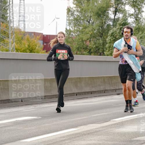 03.10.2025 - Köhlbrandbrückenlauf Michael Burmester http://msf.ph/oto/9160853 03.10.2025 15:56:01 Position 3  meine-sportfotos.de