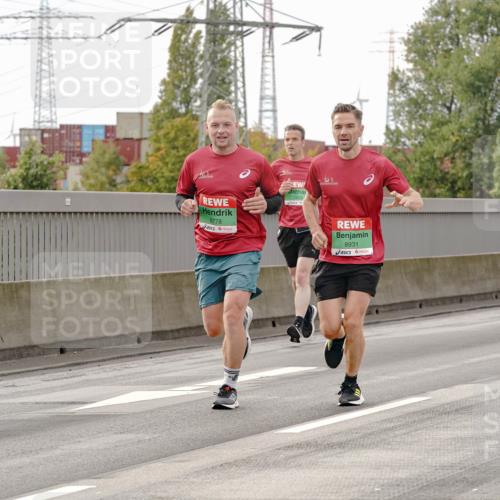 03.10.2025 - Köhlbrandbrückenlauf Michael Burmester http://msf.ph/oto/9160879 03.10.2025 15:56:11 Position 3 8778, 7419, 8931 meine-sportfotos.de