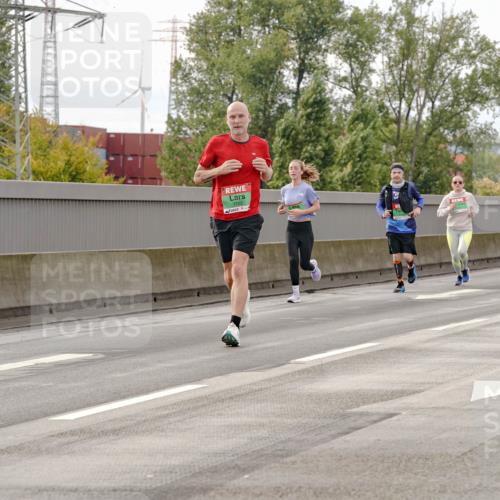 03.10.2025 - Köhlbrandbrückenlauf Michael Burmester http://msf.ph/oto/9160883 03.10.2025 15:56:13 Position 3 7419, 7702, 8153 meine-sportfotos.de