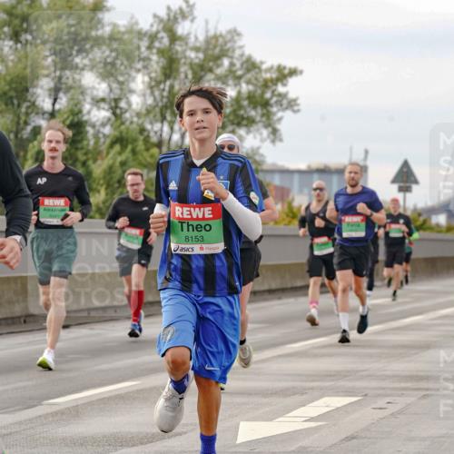 03.10.2025 - Köhlbrandbrückenlauf Michael Burmester http://msf.ph/oto/9160892 03.10.2025 15:56:18 Position 3 9634, 8541, 8153 meine-sportfotos.de