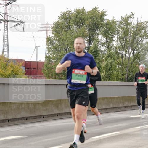 03.10.2025 - Köhlbrandbrückenlauf Michael Burmester http://msf.ph/oto/9160901 03.10.2025 15:56:24 Position 3  meine-sportfotos.de