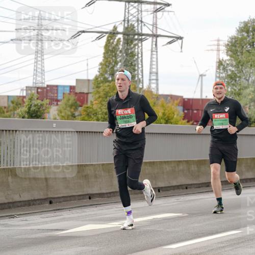 03.10.2025 - Köhlbrandbrückenlauf Michael Burmester http://msf.ph/oto/9160914 03.10.2025 15:56:29 Position 3 7863, 7379 meine-sportfotos.de