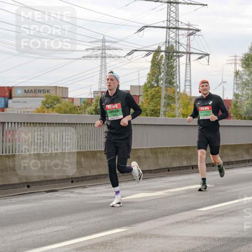 03.10.2025 - Köhlbrandbrückenlauf Michael Burmester http://msf.ph/oto/9160917 03.10.2025 15:56:30 Position 3 111, 7863 meine-sportfotos.de