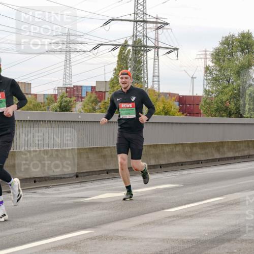 03.10.2025 - Köhlbrandbrückenlauf Michael Burmester http://msf.ph/oto/9160919 03.10.2025 15:56:30 Position 3 7863, 7379 meine-sportfotos.de