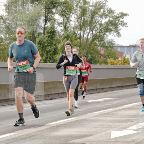 03.10.2025 - Köhlbrandbrückenlauf Michael Burmester http://msf.ph/oto/9160932 03.10.2025 15:56:37 Position 3 8798, 7834, 9419 meine-sportfotos.de
