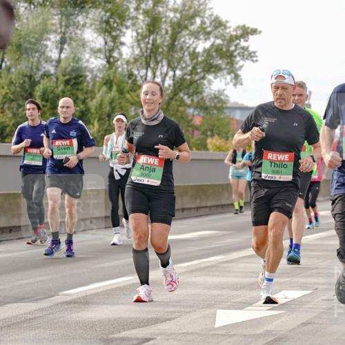03.10.2025 - Köhlbrandbrückenlauf Michael Burmester http://msf.ph/oto/9161003 03.10.2025 15:57:05 Position 3 9060, 9474, 9061 meine-sportfotos.de