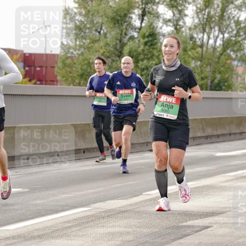 03.10.2025 - Köhlbrandbrückenlauf Michael Burmester http://msf.ph/oto/9161005 03.10.2025 15:57:06 Position 3 7126, 7533, 9060, 9061 meine-sportfotos.de