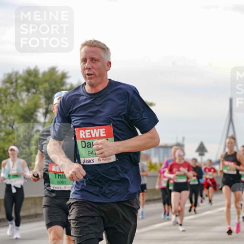 03.10.2025 - Köhlbrandbrückenlauf Michael Burmester http://msf.ph/oto/9161009 03.10.2025 15:57:08 Position 3 9061, 947 meine-sportfotos.de