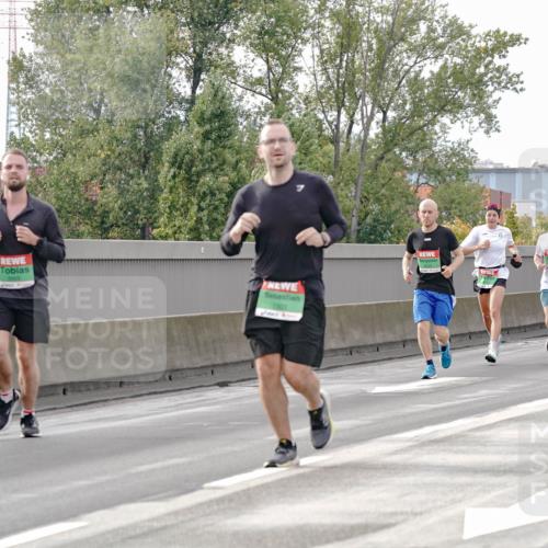 03.10.2025 - Köhlbrandbrückenlauf Michael Burmester http://msf.ph/oto/9161055 03.10.2025 15:57:23 Position 3  meine-sportfotos.de