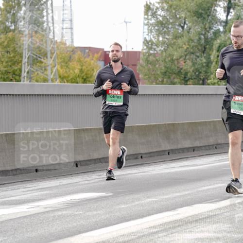 03.10.2025 - Köhlbrandbrückenlauf Michael Burmester http://msf.ph/oto/9161056 03.10.2025 15:57:24 Position 3 8569, 7303 meine-sportfotos.de