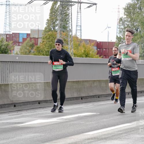 03.10.2025 - Köhlbrandbrückenlauf Michael Burmester http://msf.ph/oto/9161118 03.10.2025 15:57:52 Position 3 7481, 7551, 7655 meine-sportfotos.de