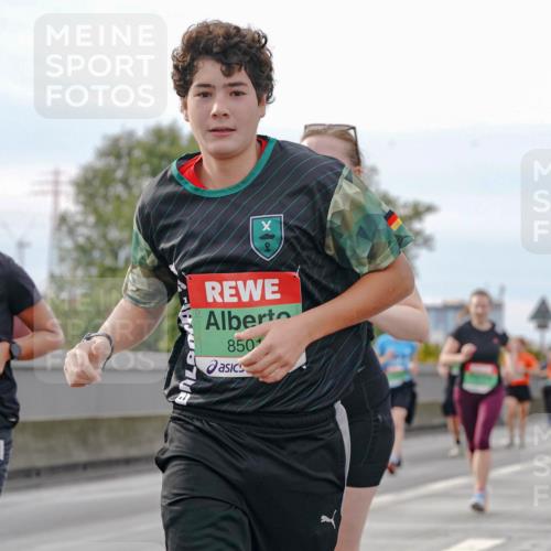 03.10.2025 - Köhlbrandbrückenlauf Michael Burmester http://msf.ph/oto/9161131 03.10.2025 15:57:57 Position 3 7443, 850 meine-sportfotos.de